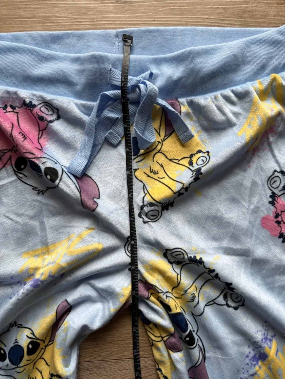 NWT Disney Women’s Lilo & Stitch Fleece Pajama Pant - Picture 5 of 9